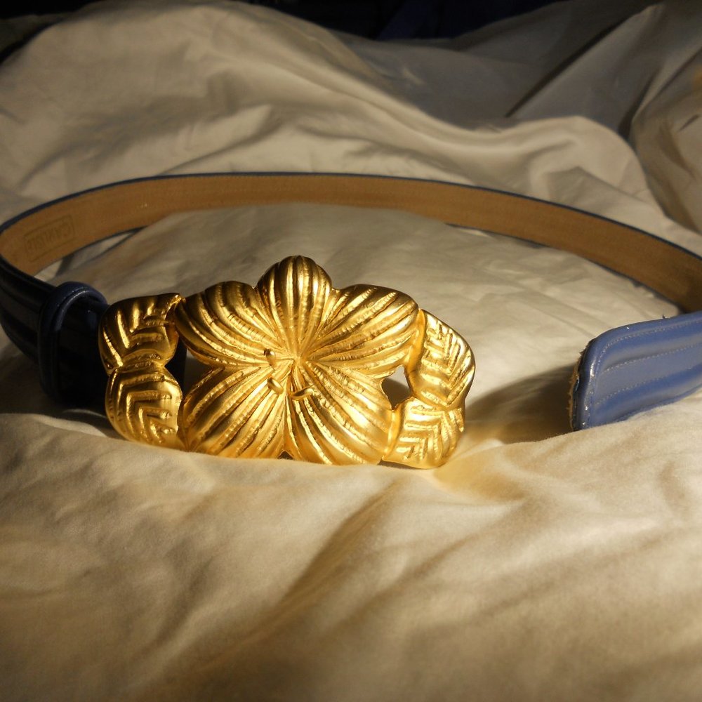Vtg Carlisle Leather Belt XL Blue Hibiscus floral buckle 30.75-34.75"